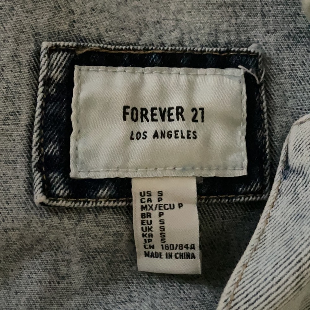 Customized jean jacket - Picture 5 of 5